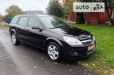 Універсал Opel Astra 2007 в Луцьку