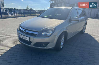 Универсал Opel Astra 2006 в 