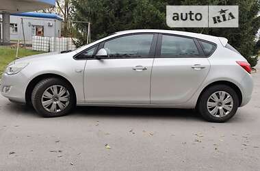 Хэтчбек Opel Astra 2010 в Бердичеве