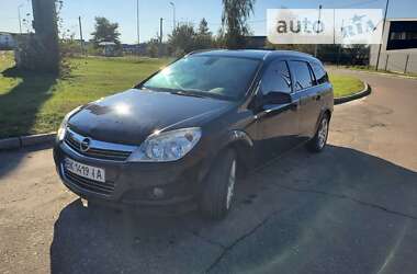 Універсал Opel Astra 2009 в Сарнах