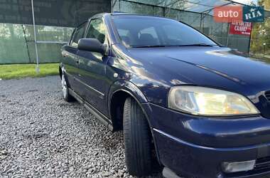 Седан Opel Astra 2000 в 