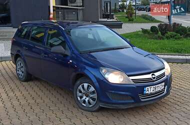 Универсал Opel Astra 2010 в Ивано-Франковске