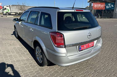 Универсал Opel Astra 2005 в 