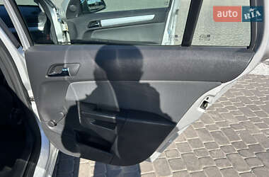 Универсал Opel Astra 2005 в 