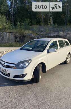 Універсал Opel Astra 2012 в Києві