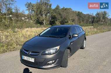 Универсал Opel Astra 2013 в 