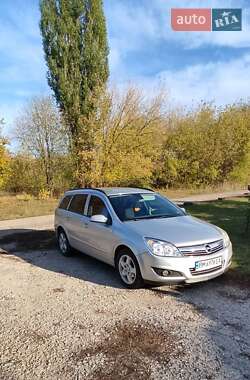 Универсал Opel Astra 2007 в 