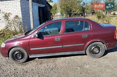 Седан Opel Astra 2006 в 