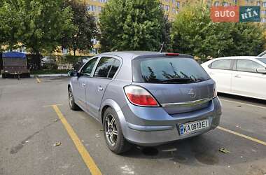 Хэтчбек Opel Astra 2004 в Киеве