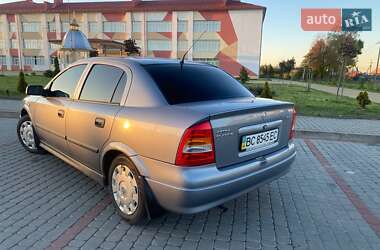 Седан Opel Astra 2008 в Львове