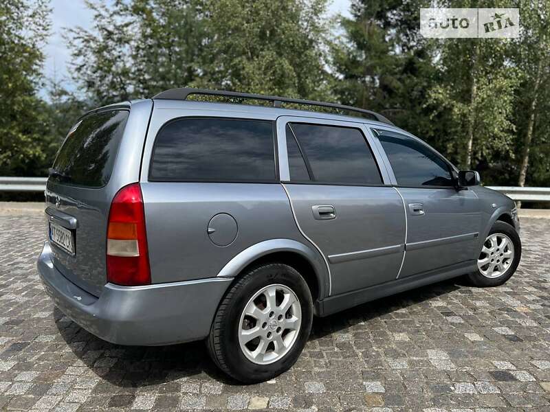 Універсал Opel Astra 2003 в Надвірній