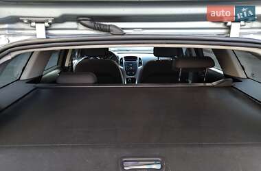 Универсал Opel Astra 2011 в 