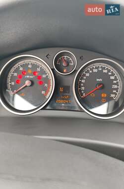 Хэтчбек Opel Astra 2007 в 