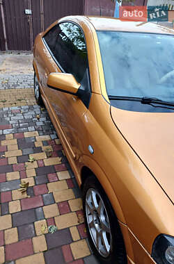 Купе Opel Astra 2000 в 