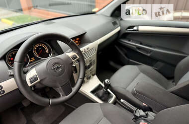 Універсал Opel Astra 2007 в Олександрії