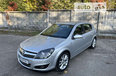 Хетчбек Opel Astra 2009 в Христинівці