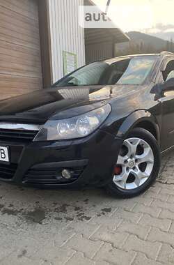 Універсал Opel Astra 2005 в Кутах