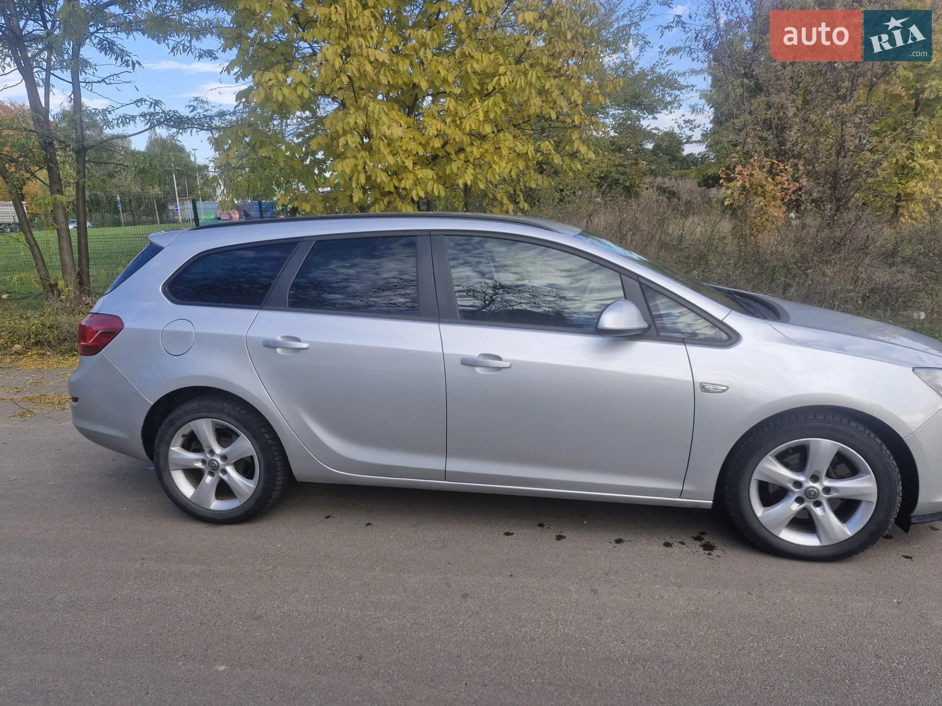 2011 Opel Astra - мініатюра 10