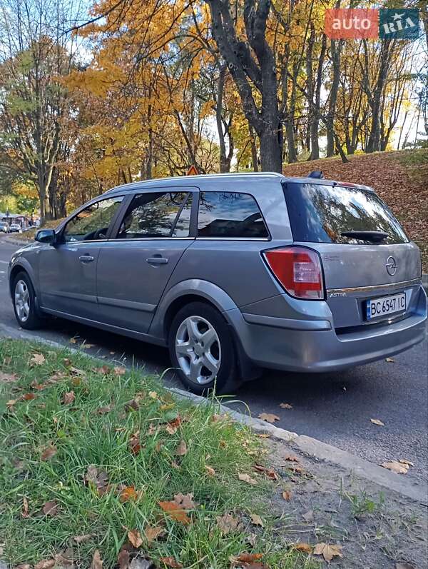 Универсал Opel Astra 2007 в Львове