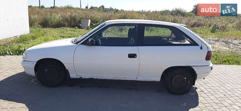 Хэтчбек Opel Astra 1992 в Ивано-Франковске