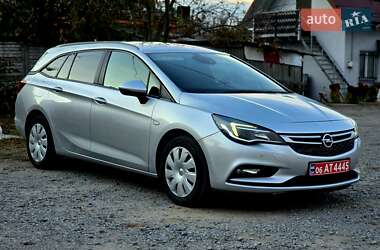 Універсал Opel Astra 2018 в Бердичеві