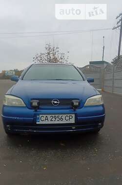 Хэтчбек Opel Astra 2002 в Шполе