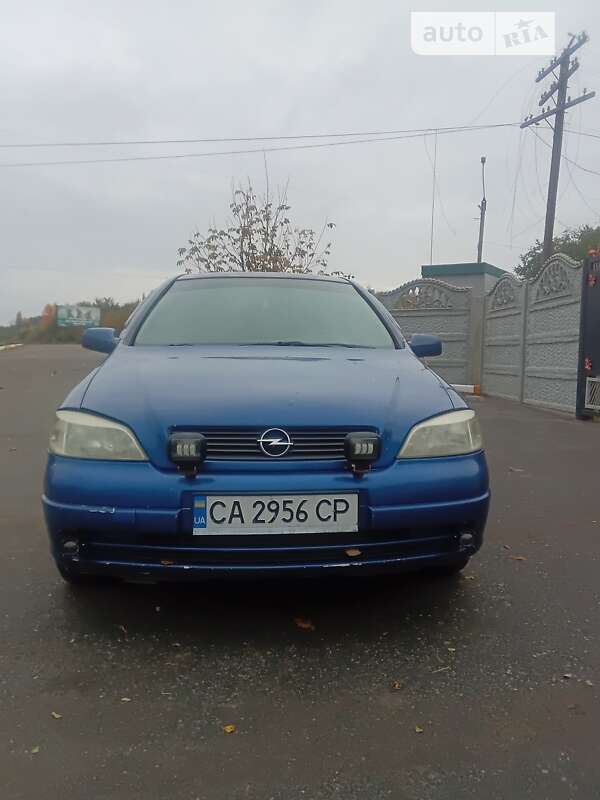 Хетчбек Opel Astra 2002 в Шполі