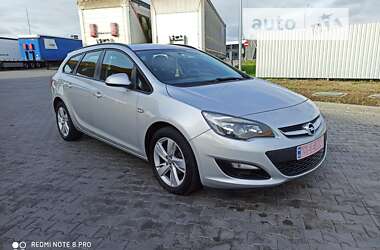 Універсал Opel Astra 2012 в Луцьку