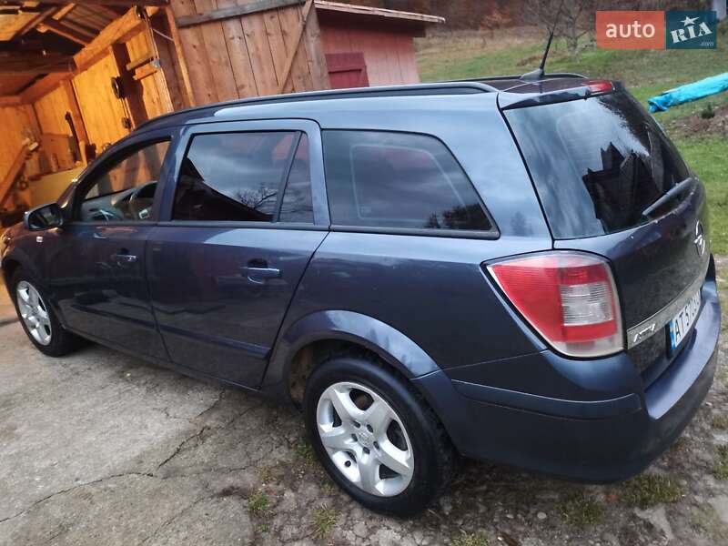 Универсал Opel Astra 2007 в Косове