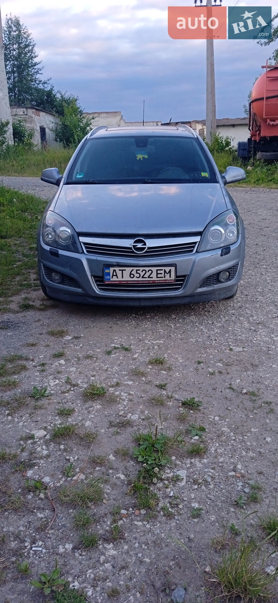 2010 Opel Astra - фото 1