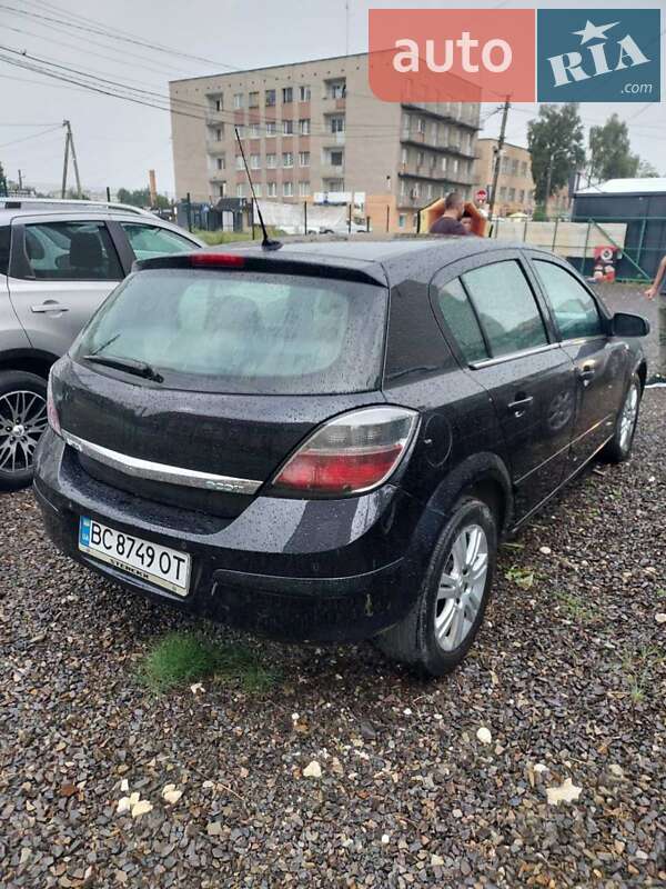 Opel Astra 2009