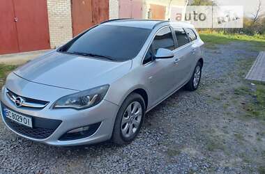 Універсал Opel Astra 2014 в Яворові