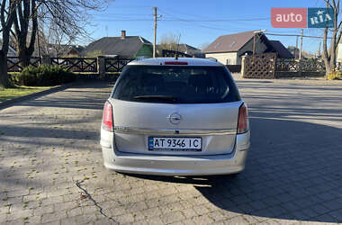 Универсал Opel Astra 2005 в 