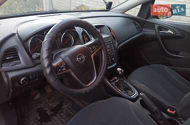 Універсал Opel Astra 2011 в 