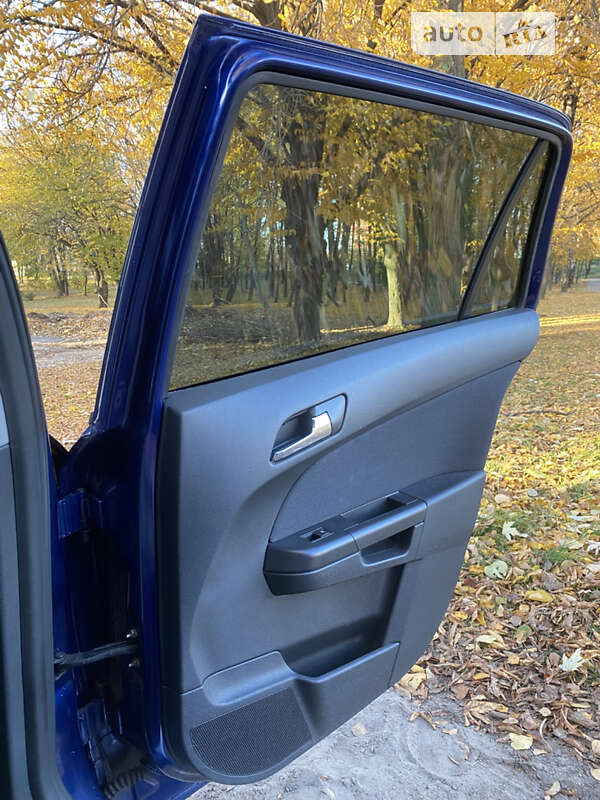 Универсал Opel Astra 2008 в Киеве