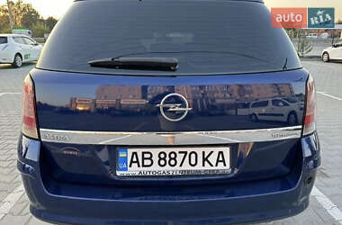 Универсал Opel Astra 2005 в 