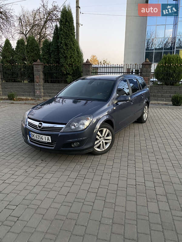 Opel Astra 2008