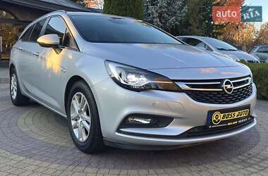 Універсал Opel Astra 2016 в Львові