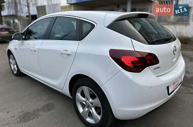 Хэтчбек Opel Astra 2010 в Сумах