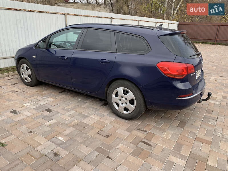 Универсал Opel Astra 2013 в Варве фото 7 Универсал Opel Astra 2013 в Варве