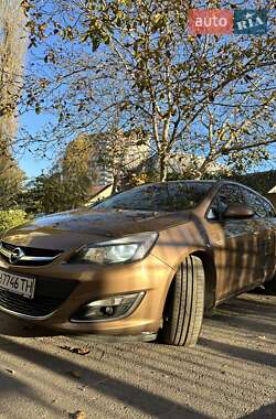 Универсал Opel Astra 2016 в Одессе