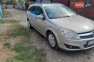 Універсал Opel Astra 2008 в Івано-Франківську