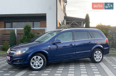 Универсал Opel Astra 2009 в Стрые