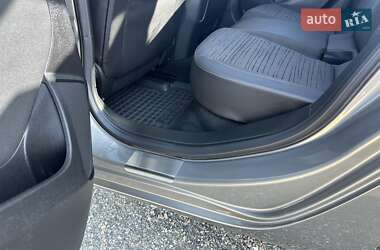 Седан Opel Astra 2015 в 