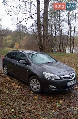 Універсал Opel Astra 2011 в Камені-Каширському