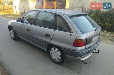 Хэтчбек Opel Astra 1995 в Стрые