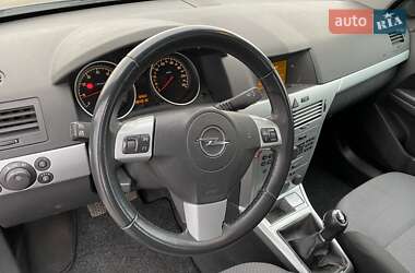 Хэтчбек Opel Astra 2009 в Одессе