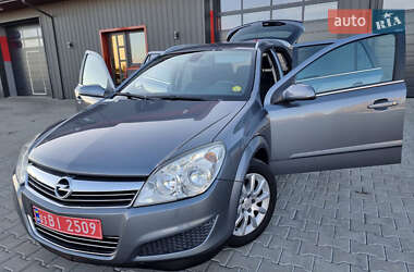 Универсал Opel Astra 2008 в Черкассах