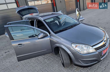 Универсал Opel Astra 2008 в Черкассах