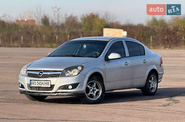 Седан Opel Astra 2014 в Ужгороде